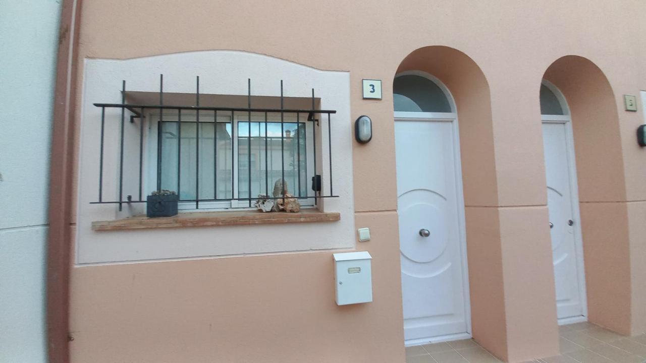 Апартаменти Casa Unifamiliar Con Patio Y Piscina En L'Estartit- Costa Brava Екстер'єр фото